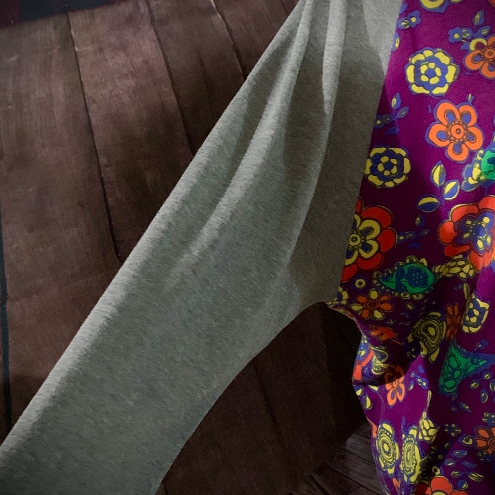 LuLaRoe Floral Randy - Picture 2 of 4
